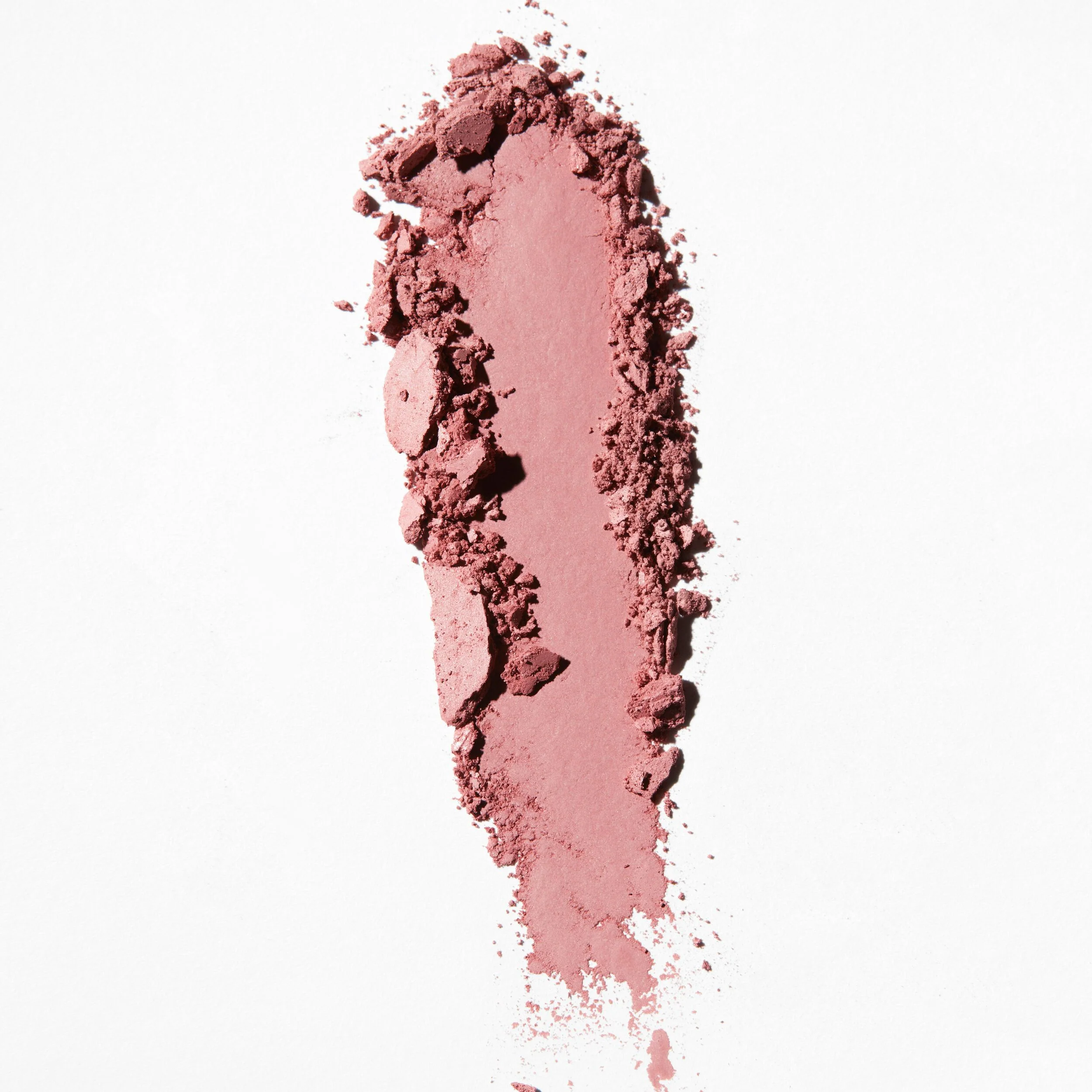 Blush poudre Supercheek à la vitamine avec étui rechargeable