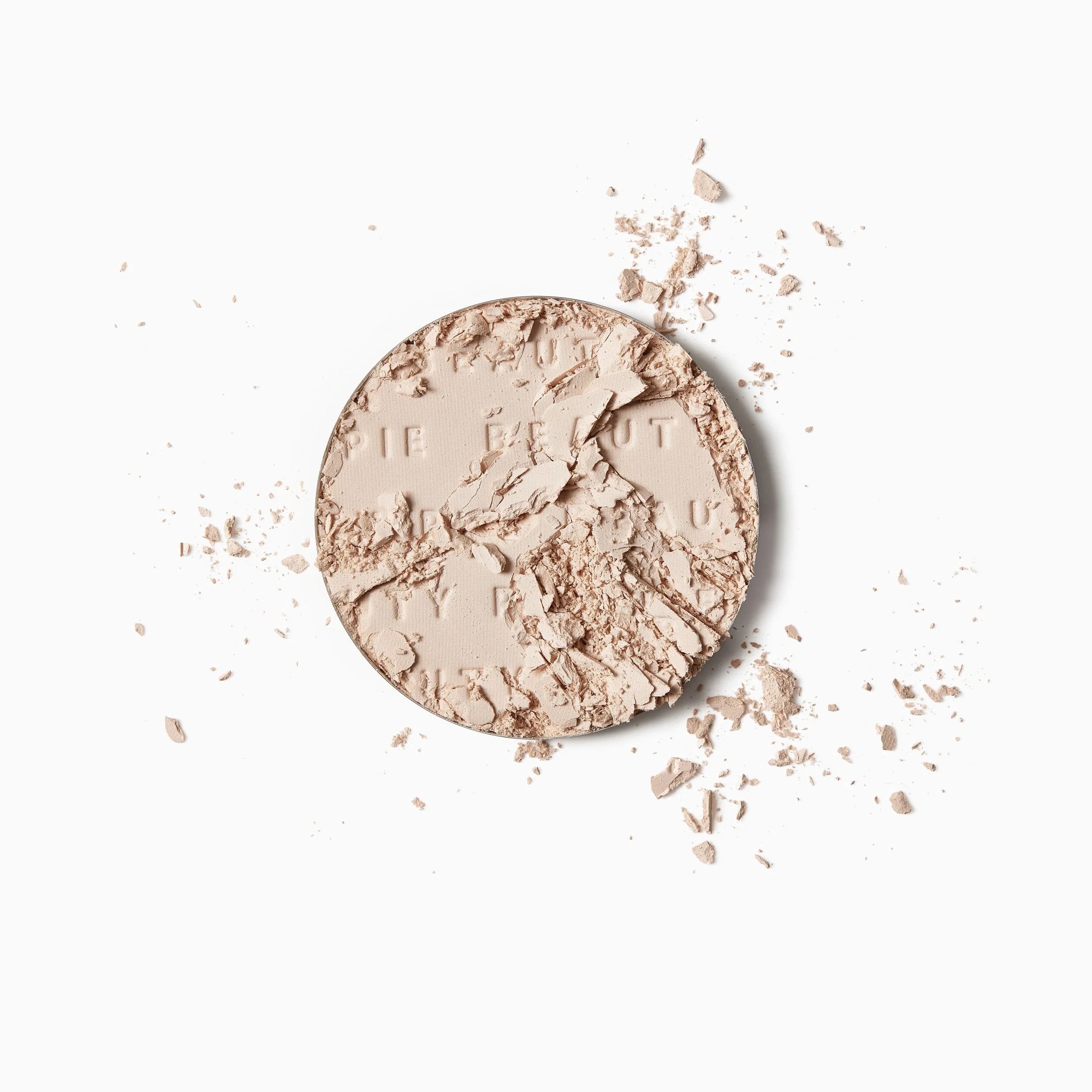 Refillable Matte Pressed Powder One Powder Wonder with Compact Case