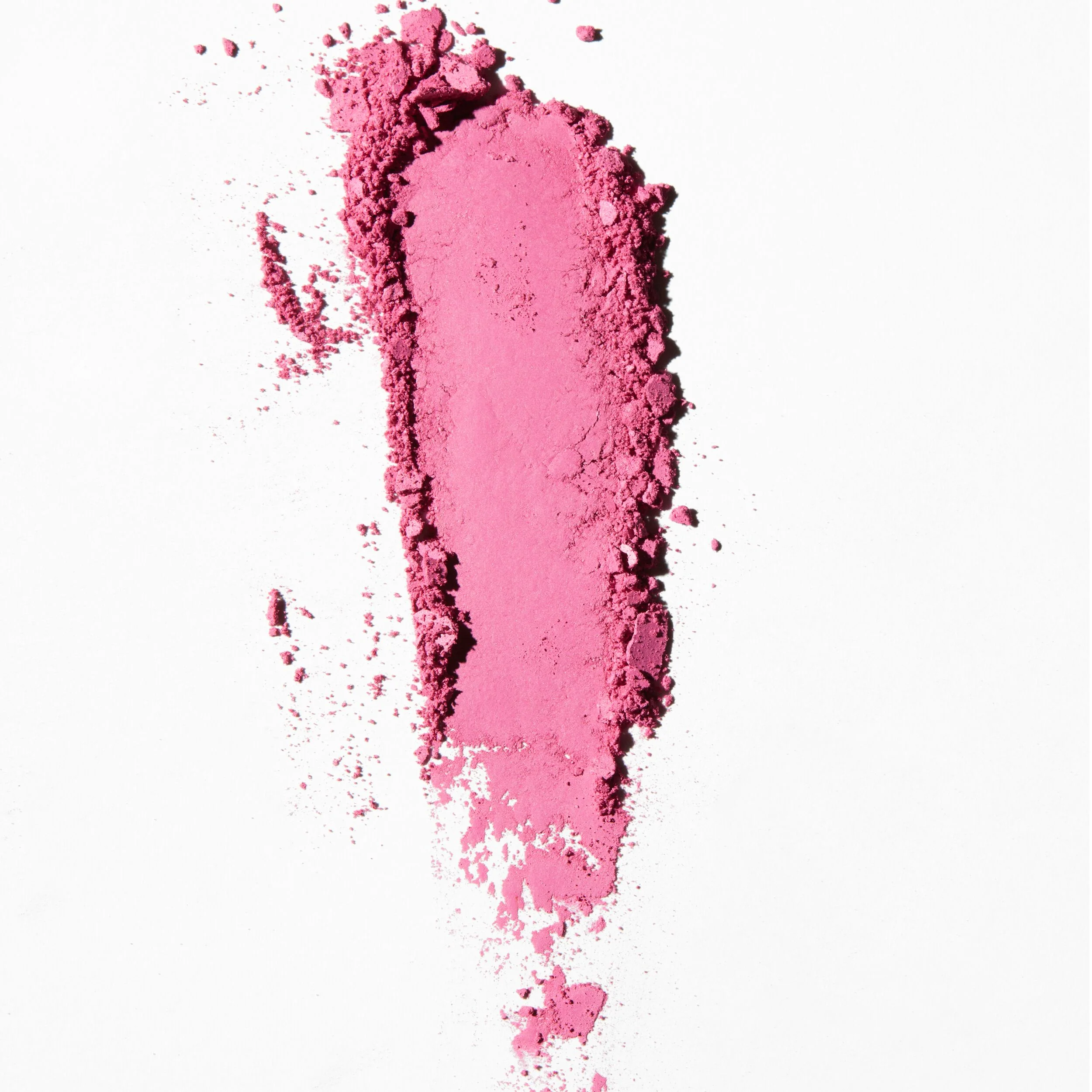 Blush poudre Supercheek à la vitamine avec étui rechargeable