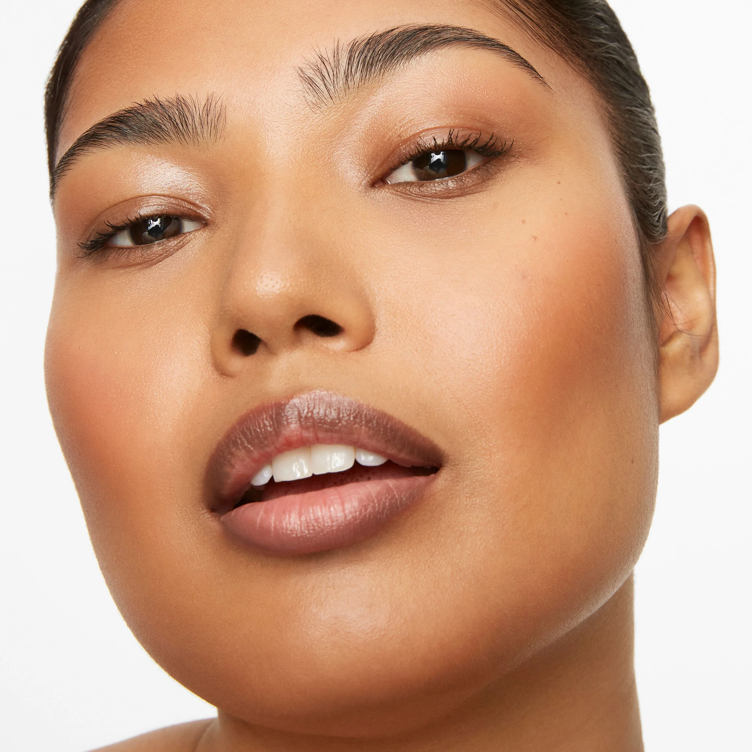 Quick Colour Contour Supergel for Easy Cheek and Jawline Definition