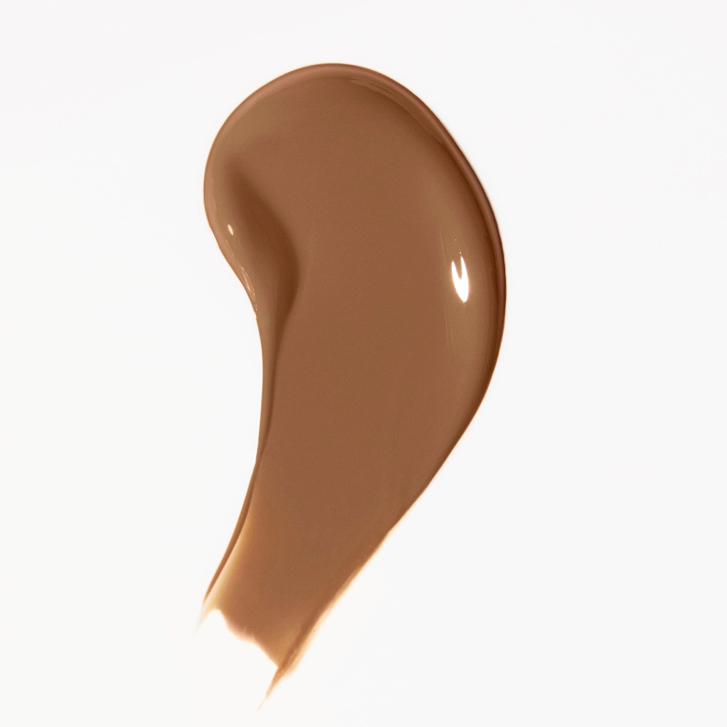 SPF 40 Skin Tint ja häivytyssivellin -duo hehkuvalle iholle