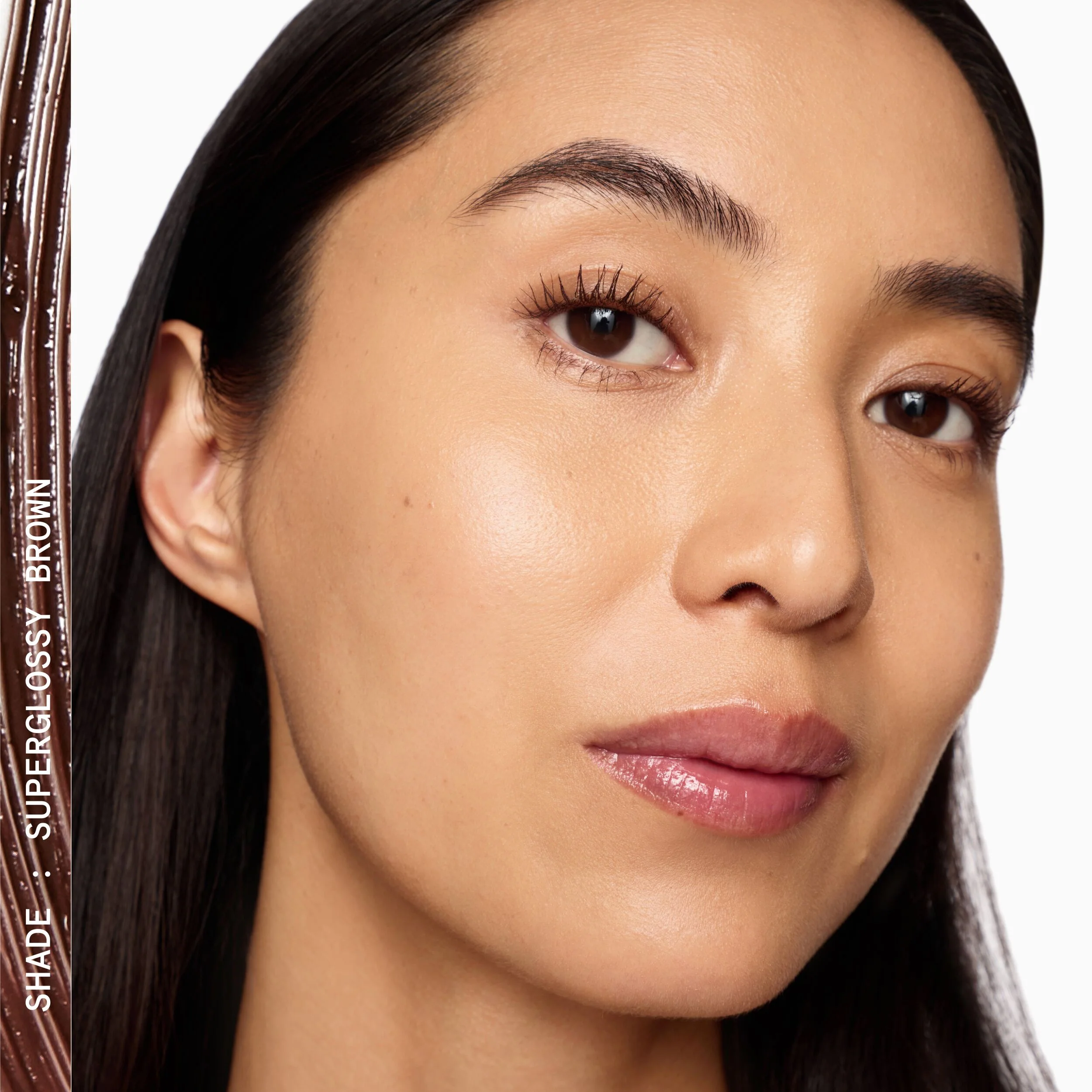 The Perfect Waterproof Mascara for Natural Volume and Curl