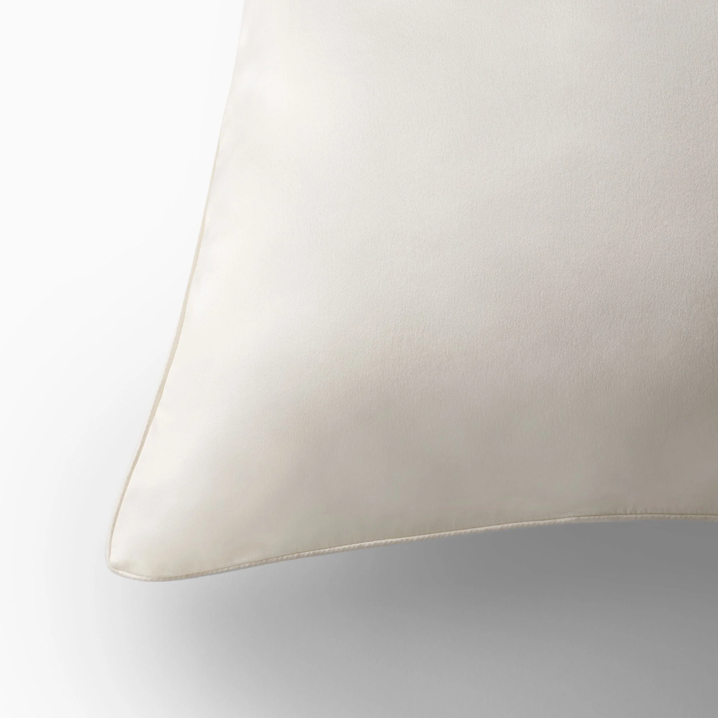 Sleepeasy Luxury Mulberry Silk Pillowcase in Pure 100 Percent Silk