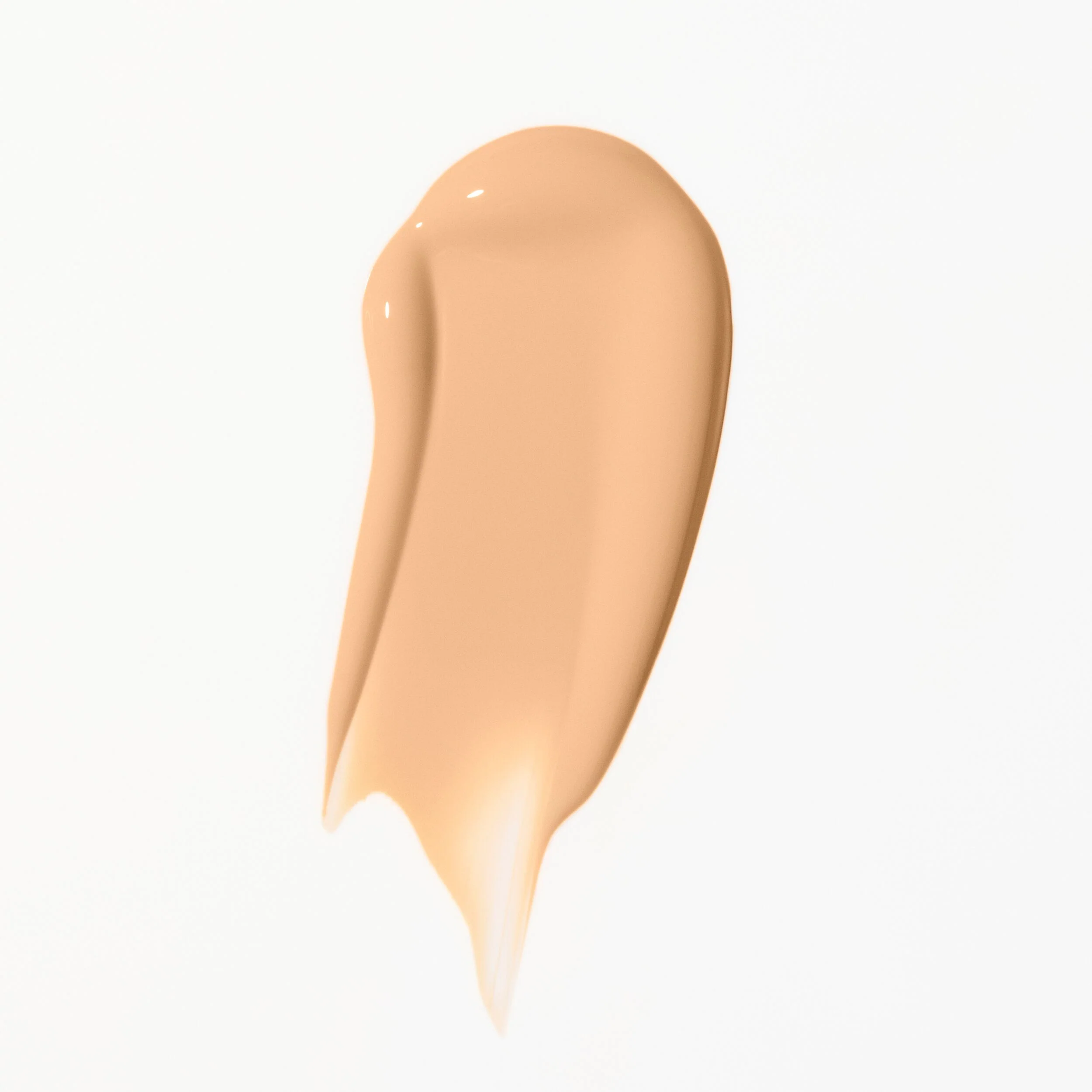 SPF 40 Skin Tint ja häivytyssivellin -duo hehkuvalle iholle