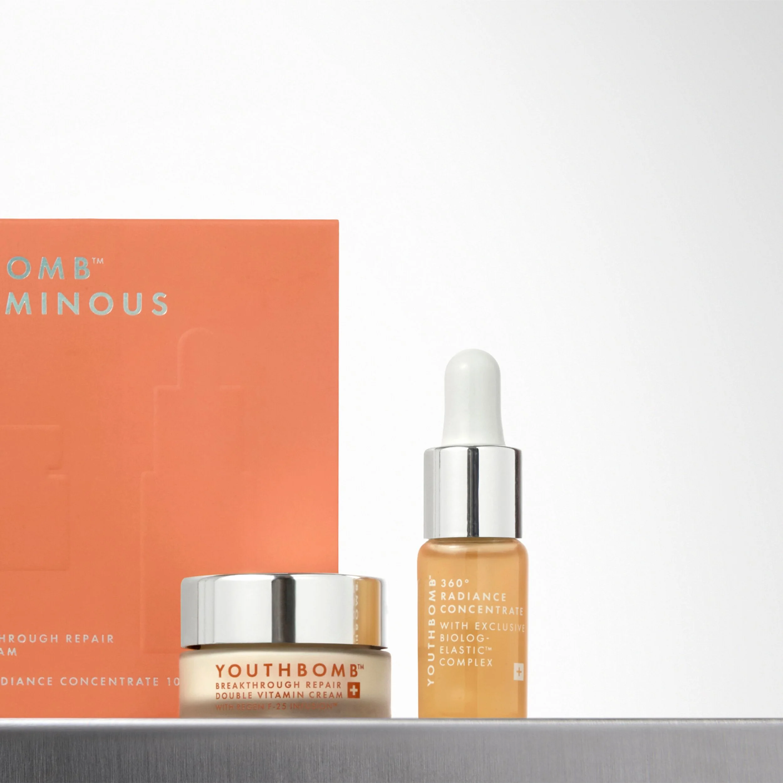 Youthbomb Mini Luminous Duo rejsestørrelse hudplejesæt