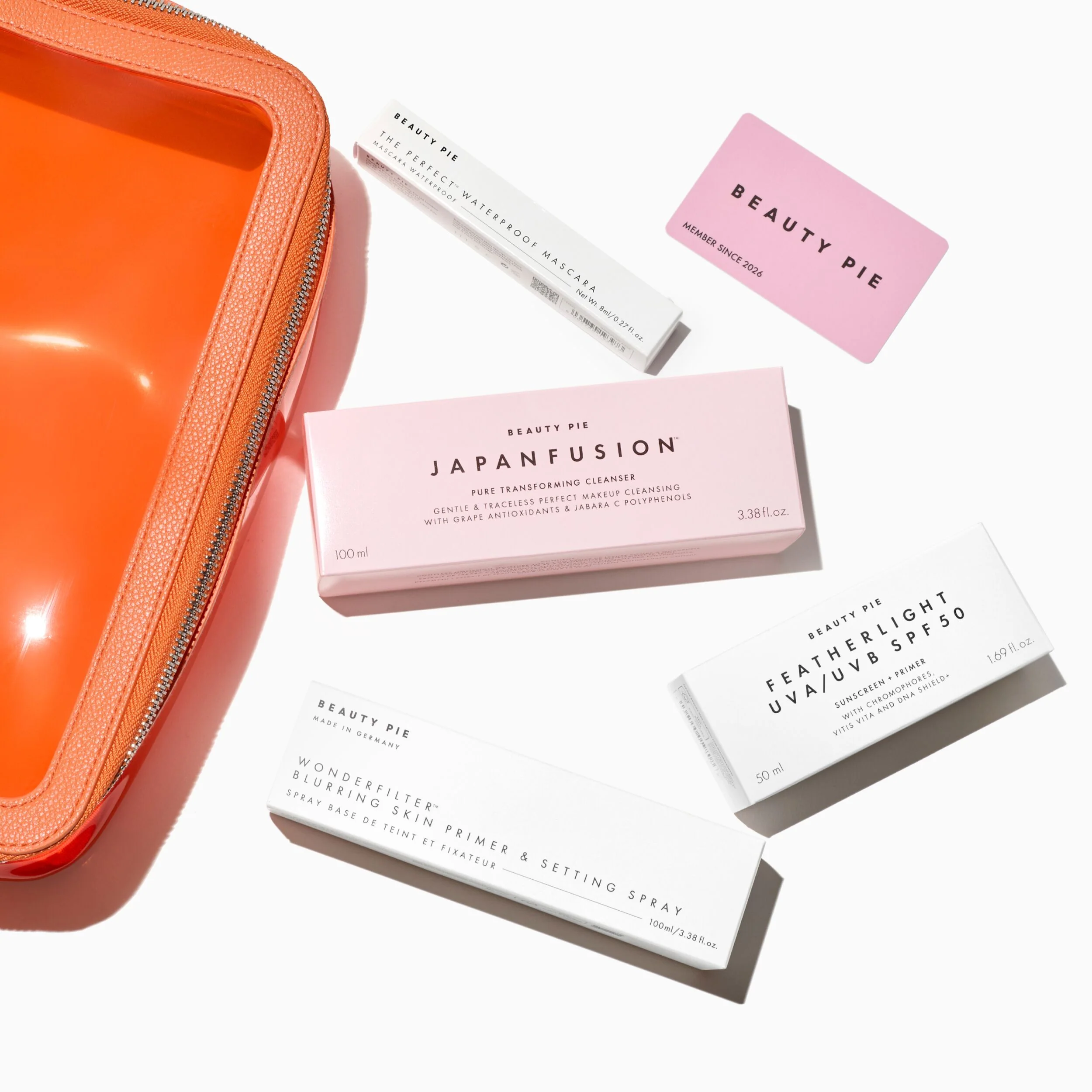 Kit de démarrage d'été : quatre icônes beauté dans une trousse de maquillage en gel