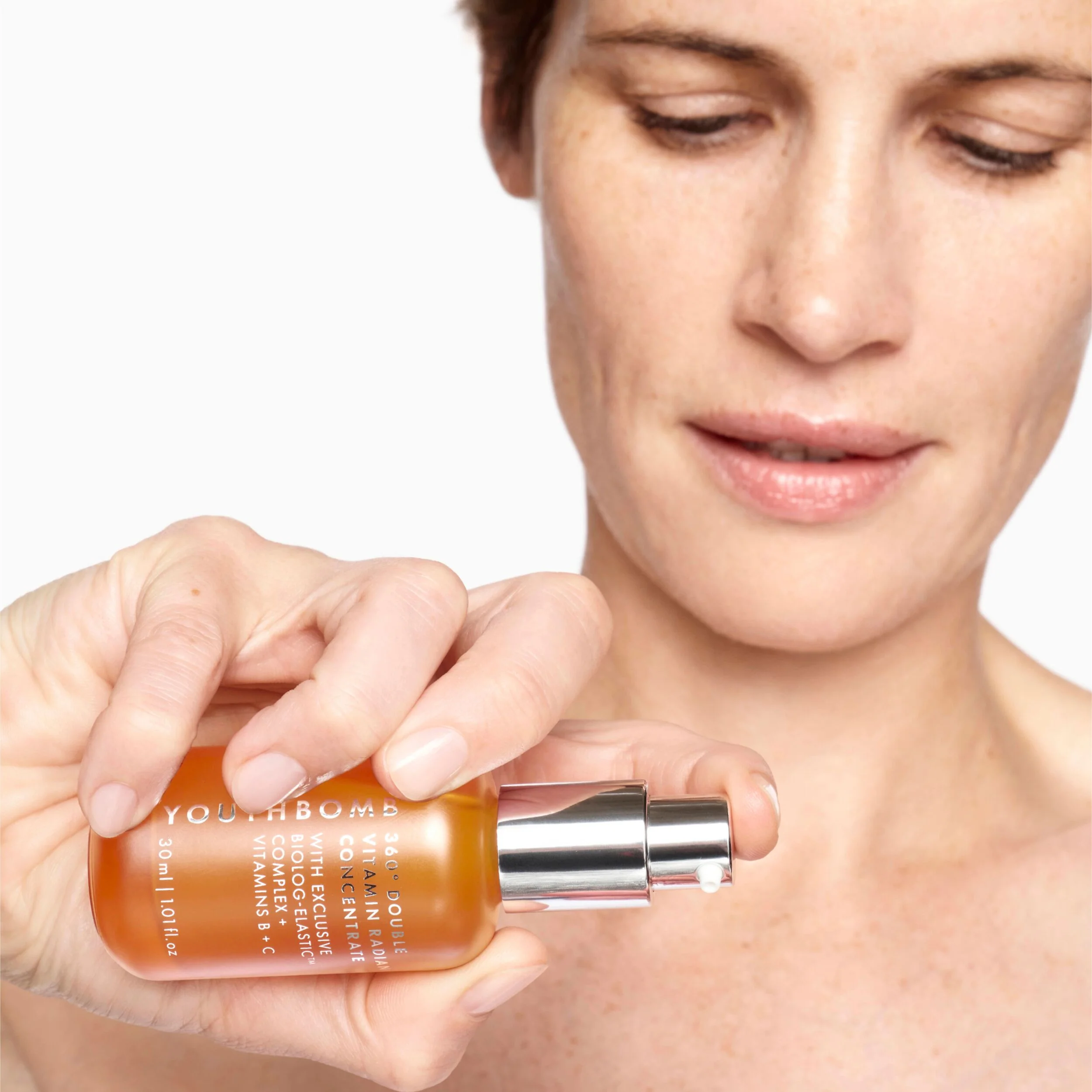 Youthbomb 360° Double Vitamin Radiance Concentrate met 3% vitamine C